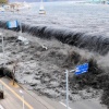 Le tsunami meurtrier frappe la côte nord-est du Japon . (DR)