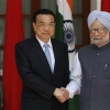 Le Premier ministre chinois Li Keqiang et son homologue indien Manmohan Singh, le 20 mai 2013.
Crédits: Adnan Abidi/Reuters.