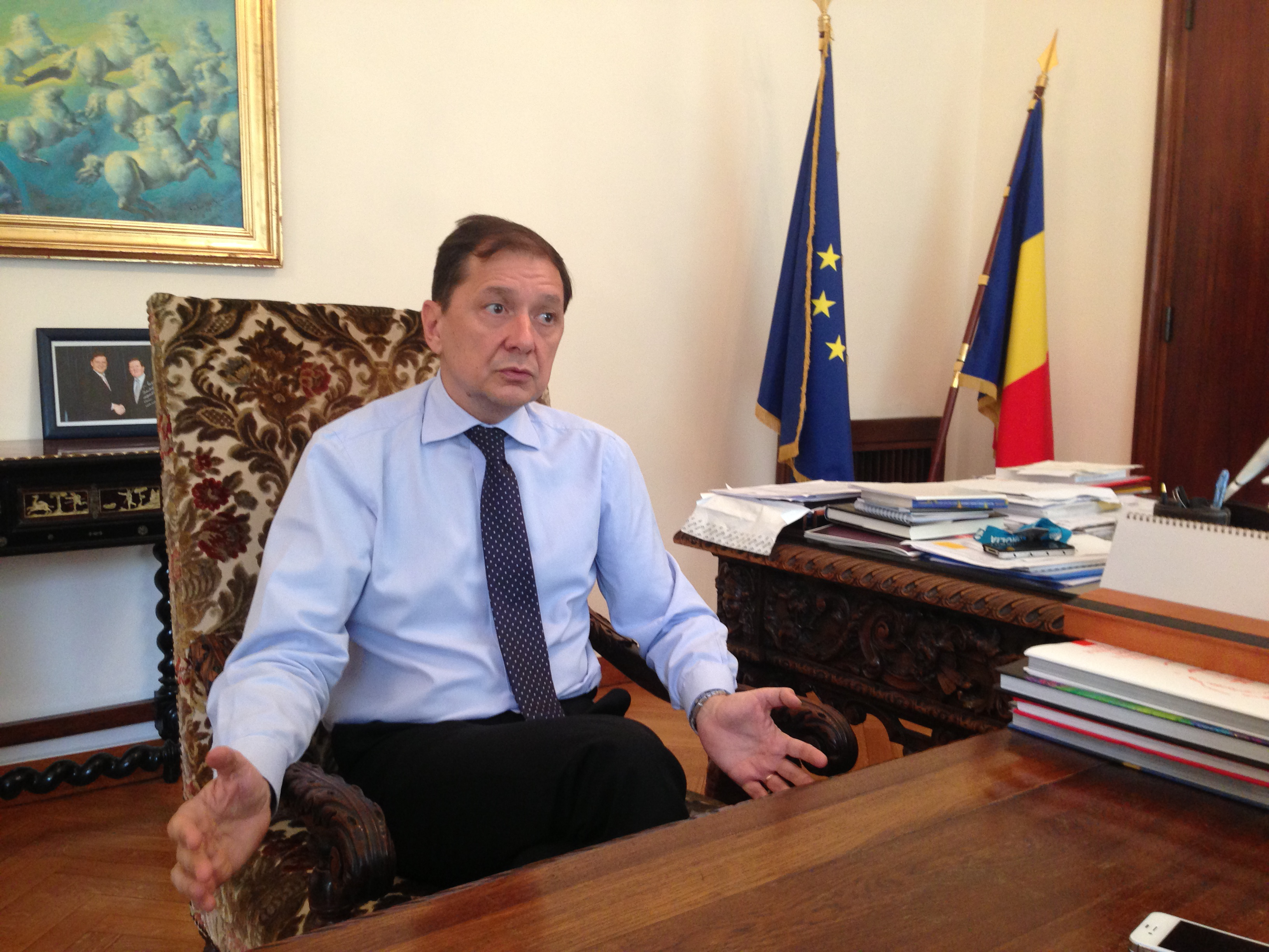 Bogdan Mazuru, Ambassadeur de Roumanie en France