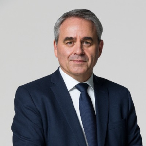 Xavier Bertrand à Matignon : la clé de l’équation ? L’édito de Michel Taube