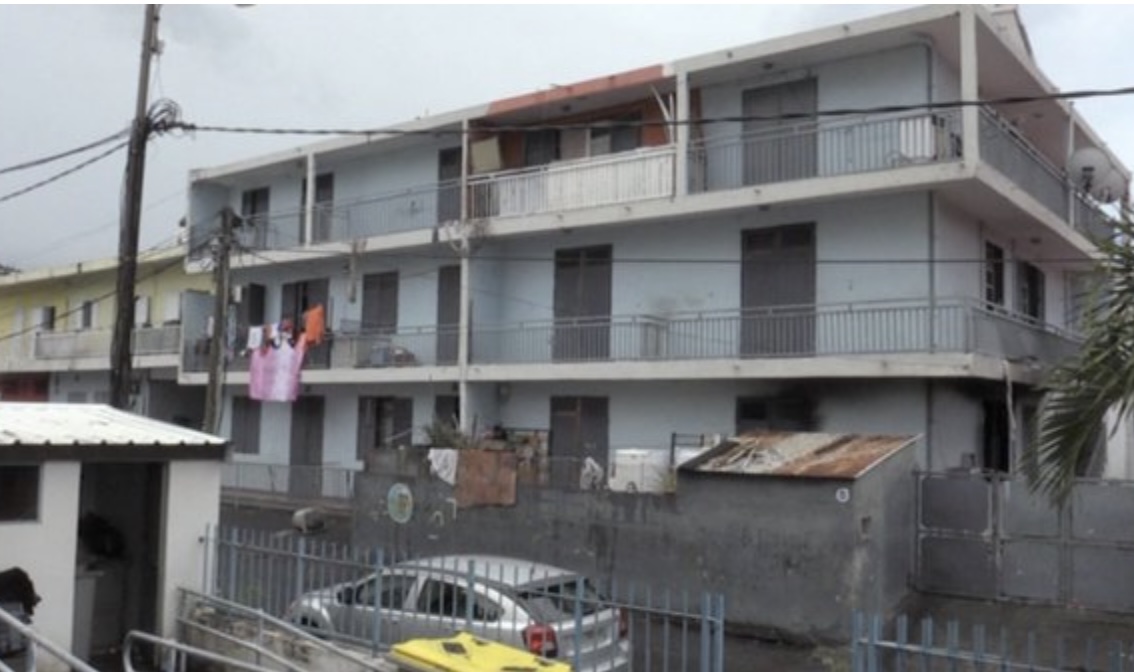 La Réunion dans le rouge : le surendettement explose, l’économie cale