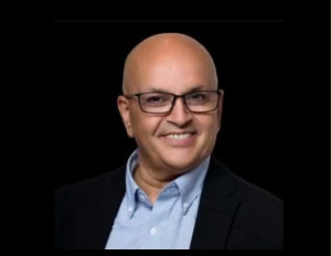 Le Maroc à la croisée des chemins : quand le peuple ne croit plus au roi. Tribune de Lahcen Isaac Hammouch