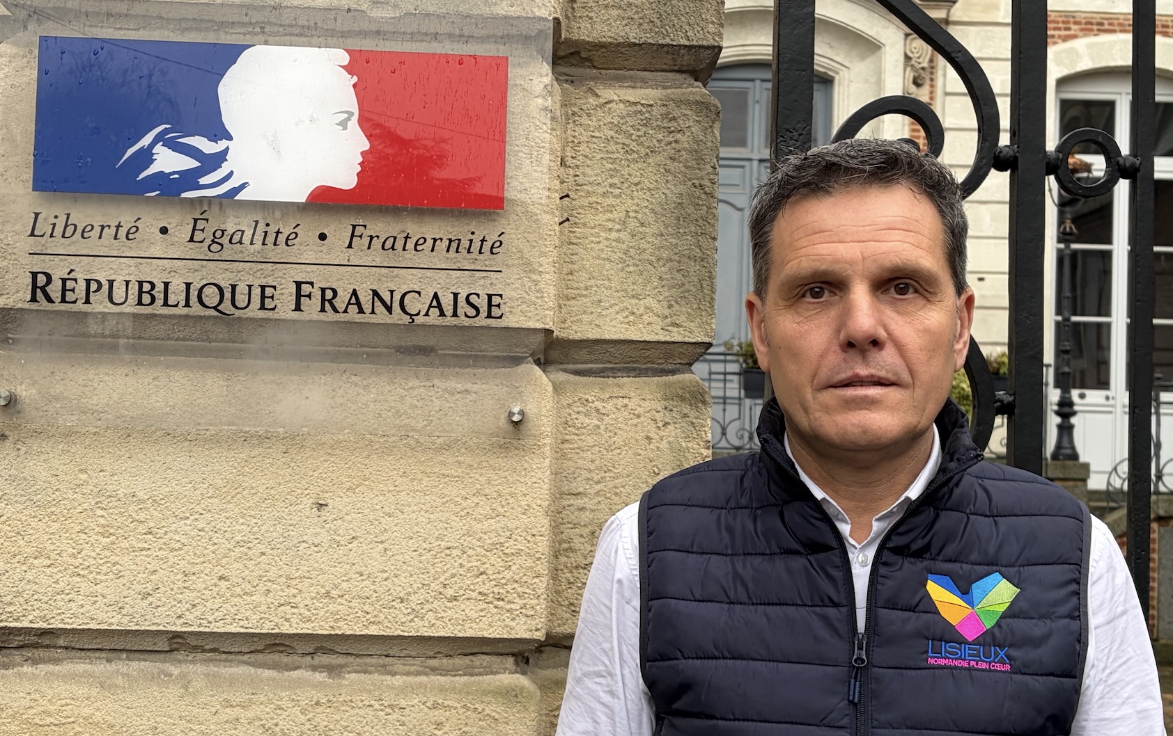 Sébastien Leclerc, maire de Lisieux : "pour une présomption de légitime défense pour les forces de l’ordre."