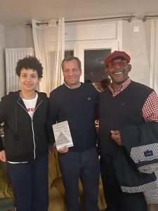 À Tours, Karim Bouhassoun défend une philosophie sans jargon et ouverte au grand public