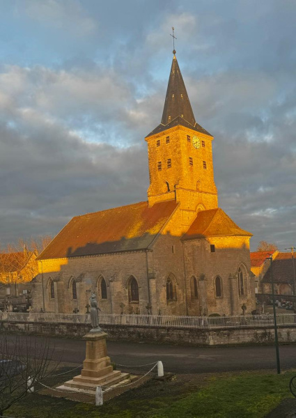 Christophe Rogi&nbsp;: «&nbsp;à Semilly (Haute-Marne) comme dans les quelques milliers de communes de 100 habitants, le maire doit être omniprésent et gérer en bon père de famille.&nbsp;»