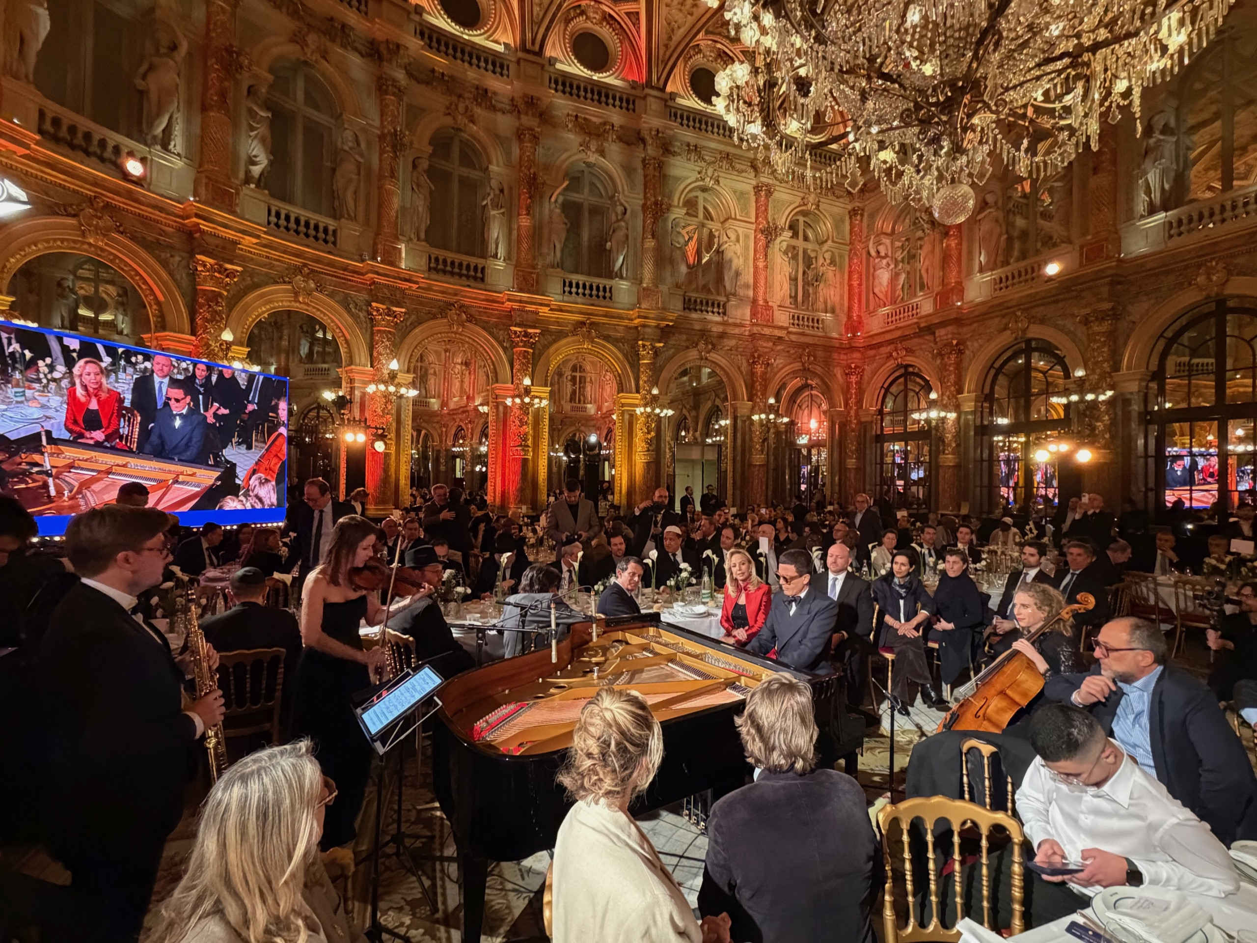 Donald Trump honoré à Paris : le pari courageux d’un islam de paix porté par l'imam Hassen Chalghoumi et Omar Harfouch