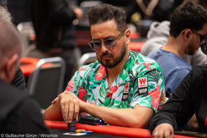 Moundir, figure du poker populaire, attendu pour la grande finale à Aix-en-Provence