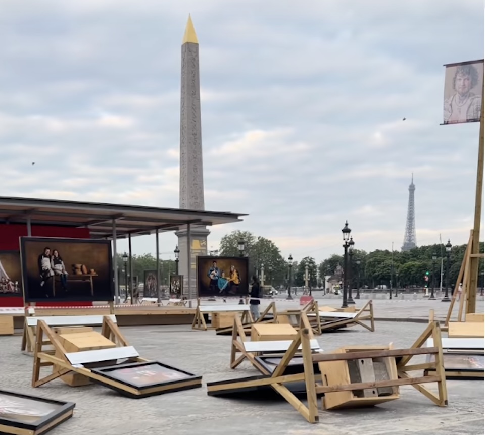 Monsieur Nasser Al-Khelaïfi, venez donc dimanche place de la Concorde clore l'expositions sur le vivre-ensemble de Yann Arthus-Bertrand endommagée par les supporters du PSG.