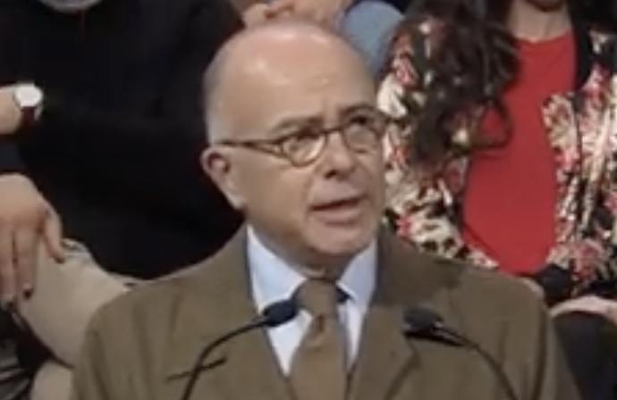 Cazeneuve 2027 : un contrat ? Non, un suicide collectif ! L’Opi’News estival de Michel Taube