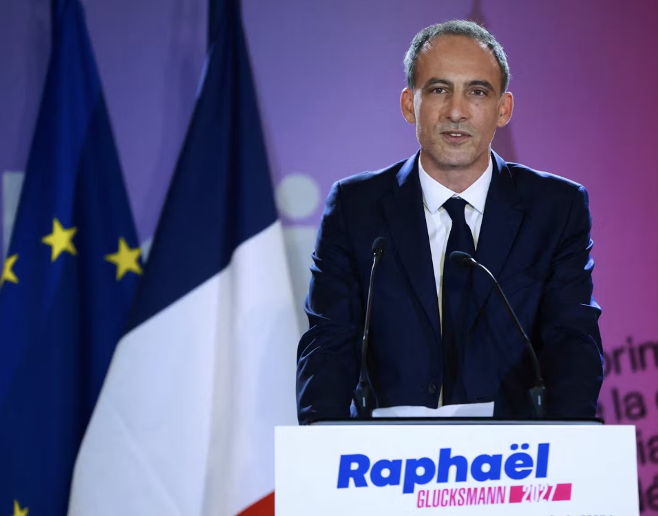 Raphaël Glucksmann candidat : un pas de plus vers le duel Mélenchon - Le Pen ? L'édito de Michel Taube